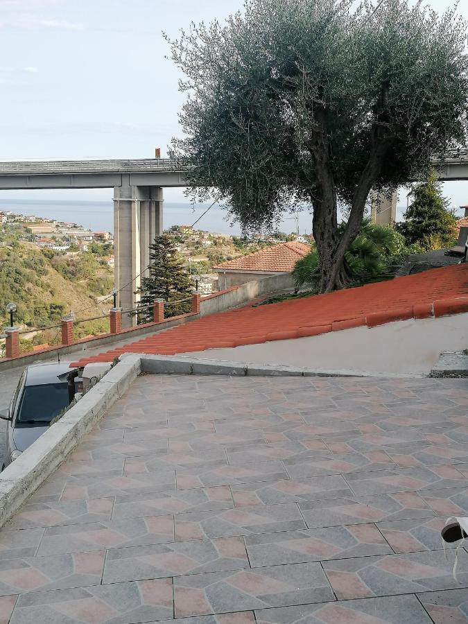 La Casa Di Trilly Hotell Sanremo Eksteriør bilde